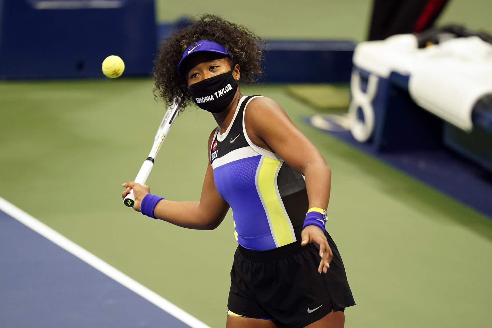Osaka wears mask in memory of Breonna Taylor at US Open