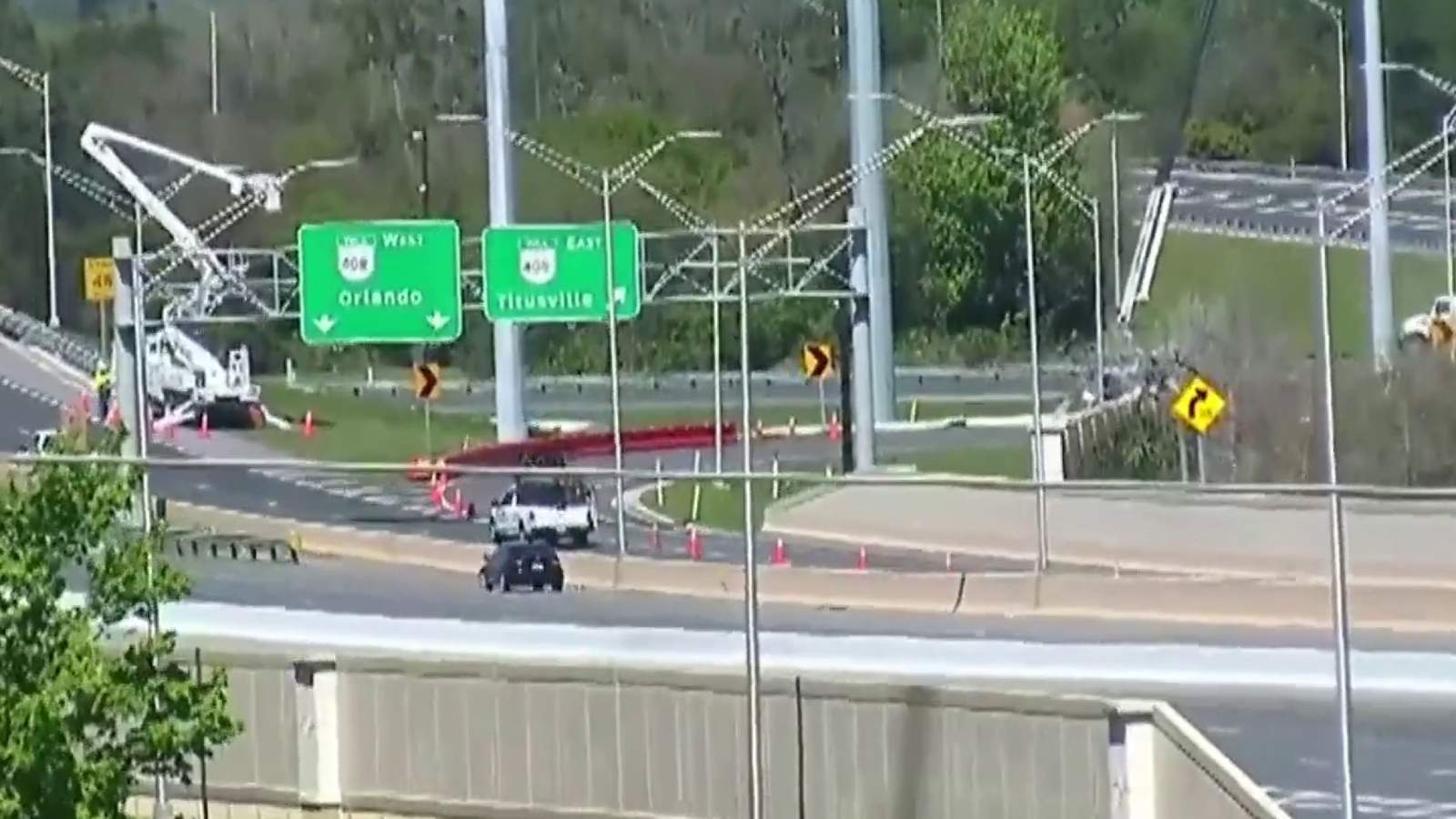 Downed power lines cause noon-time traffic mess on SR-417, SR-408