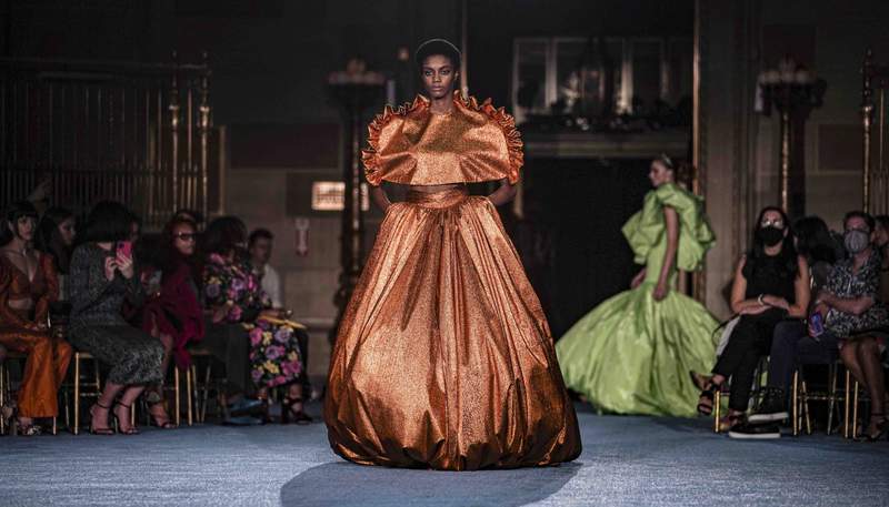 Christian Siriano kicks off New York Fashion Week in color
