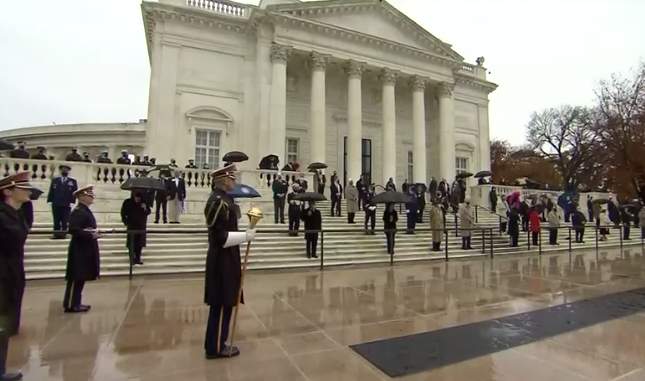 President Trump marks Veterans Day at Arlington Ceremony