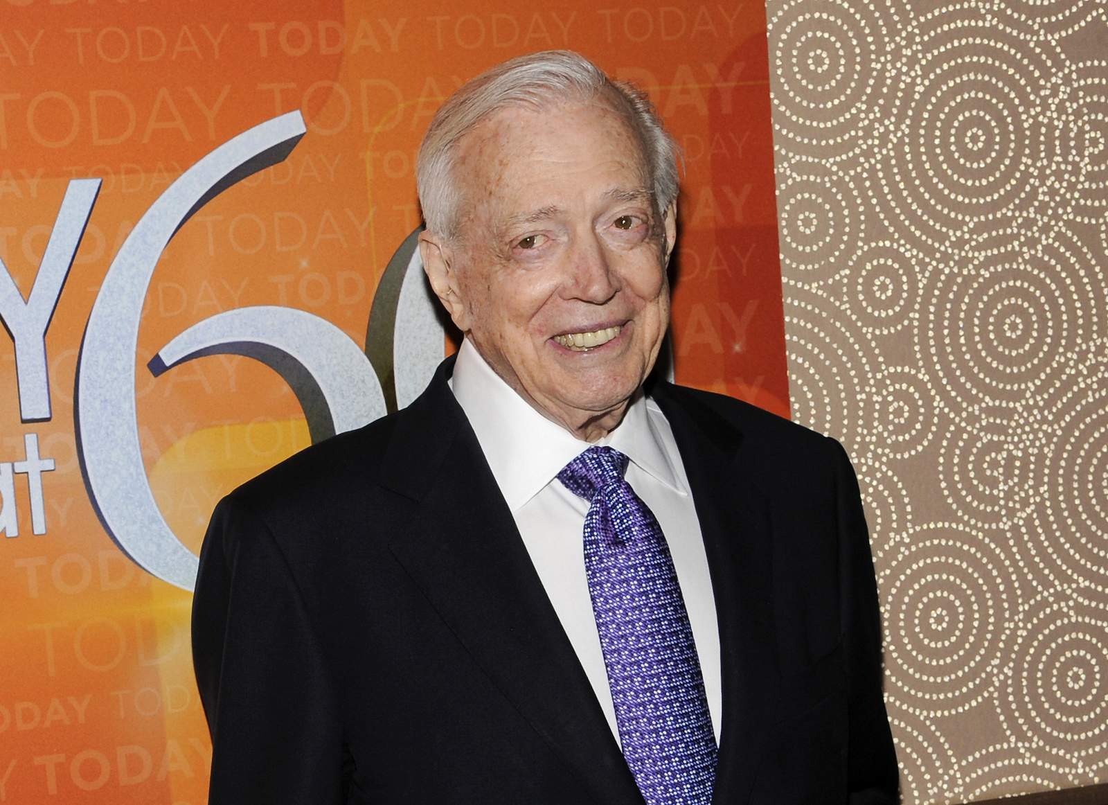 Hugh Downs, genial presence on TV news and game shows, dies
