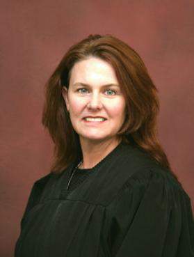 First female Chief Judge elected to Ninth Judicial Circuit