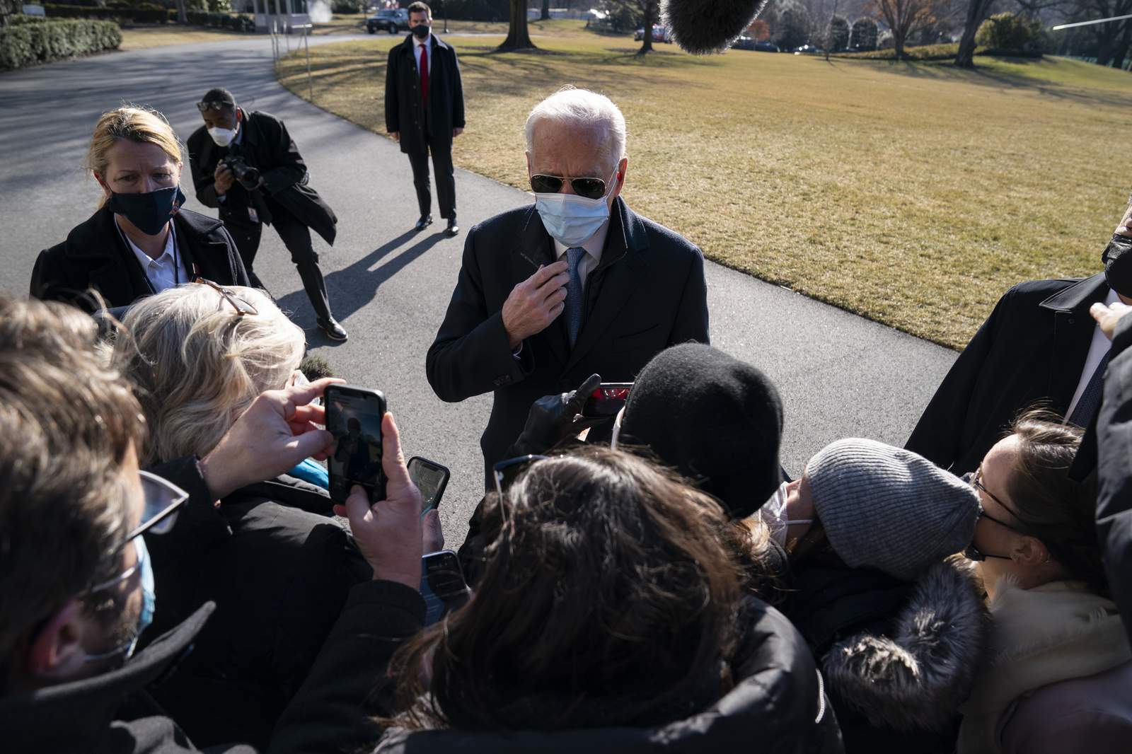 Dems propose $1,400 payments as part of Biden virus relief