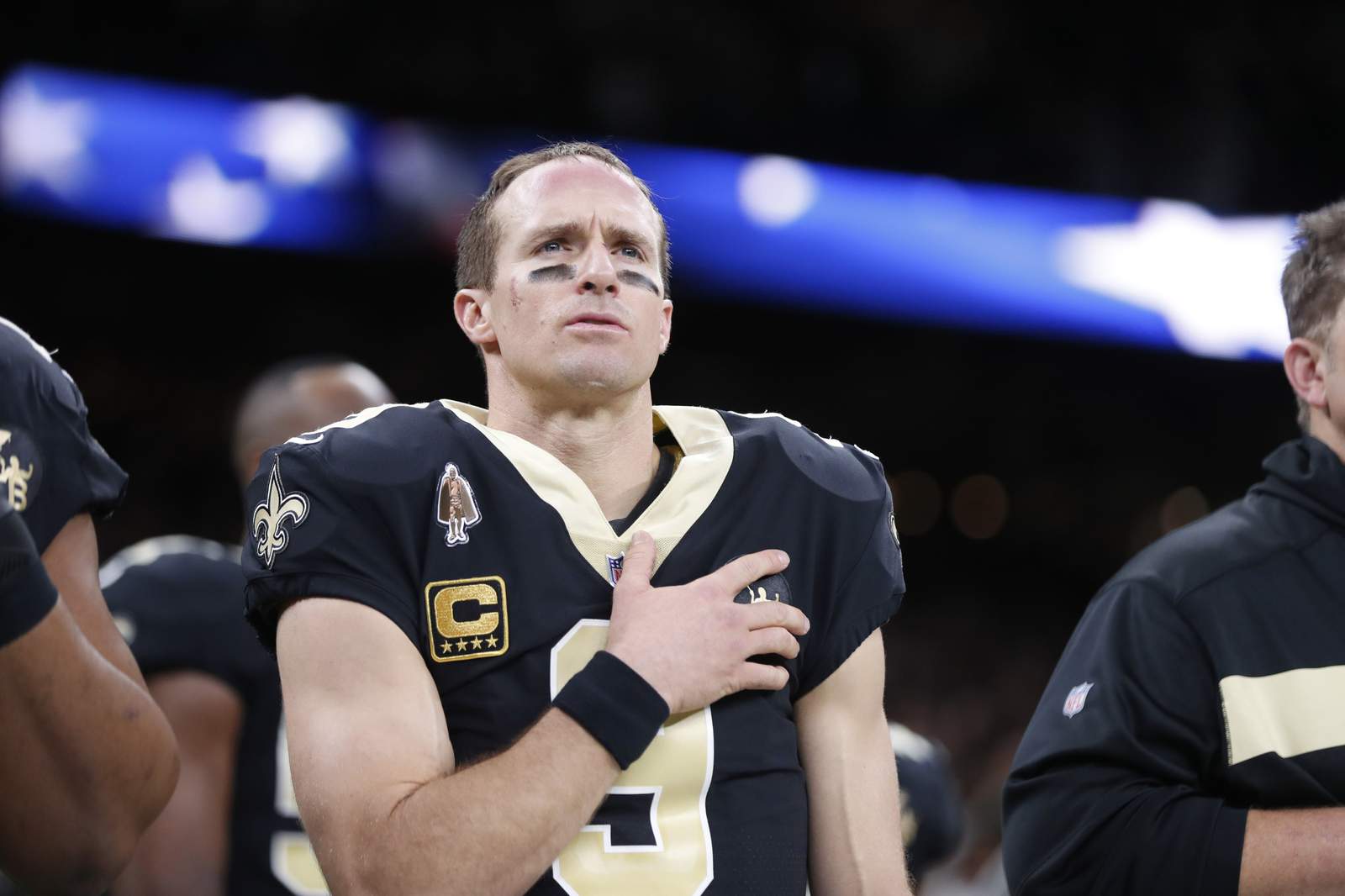 Drew Brees will stand for national anthem, but respects those who kneel