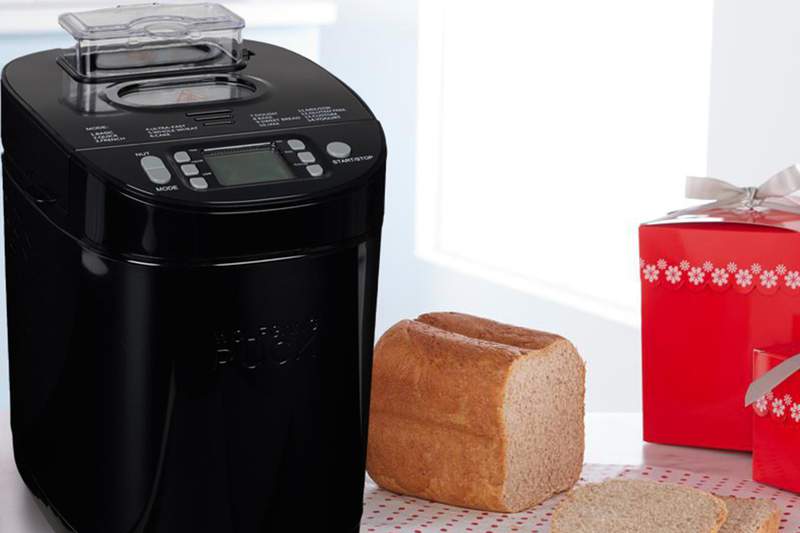 Get this Wolfgang Puck bread maker for 15% off with our Pre-Black Friday sale