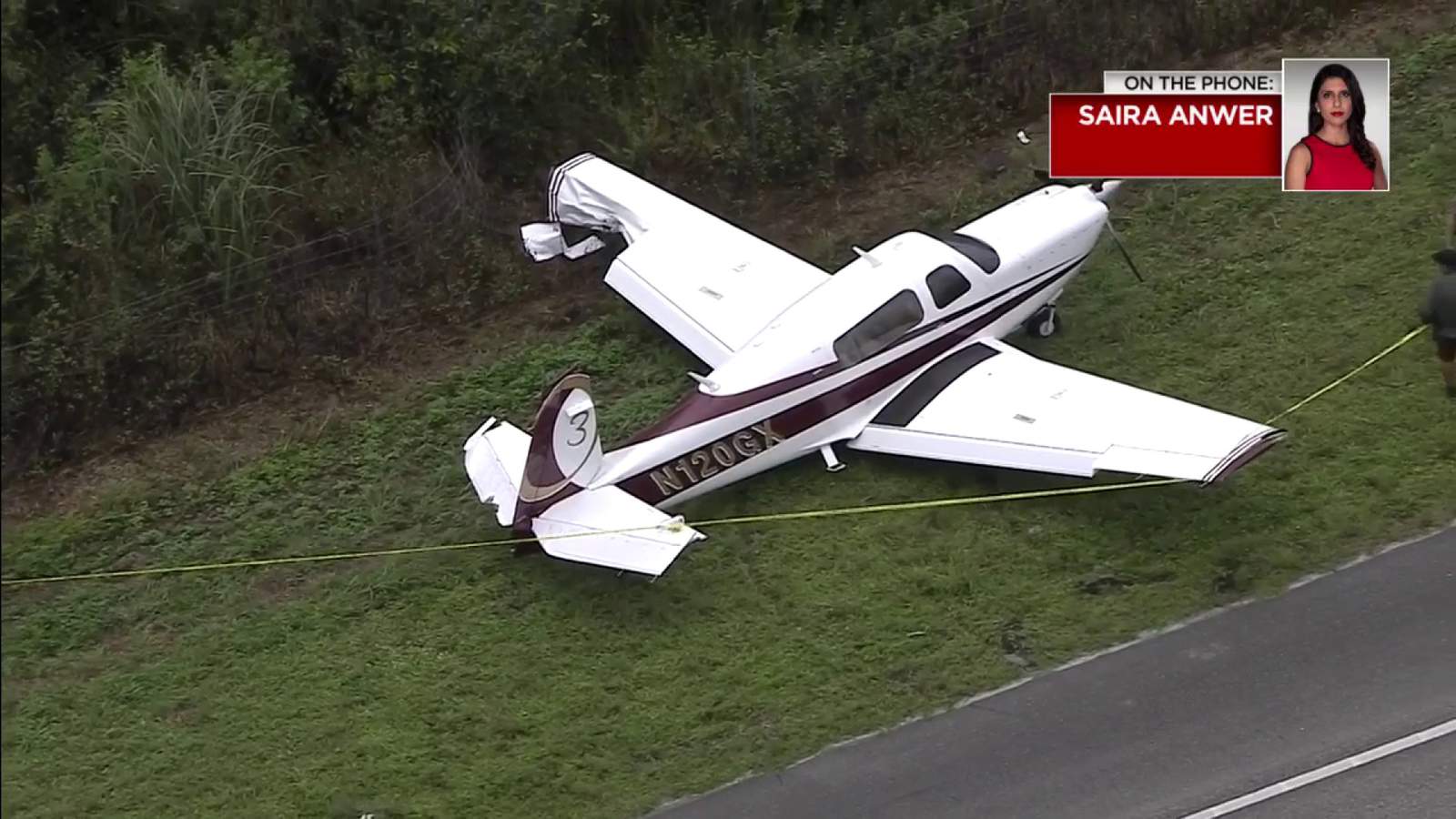 Truck clips wing of airplane making emergency landing on Alligator Alley in Florida