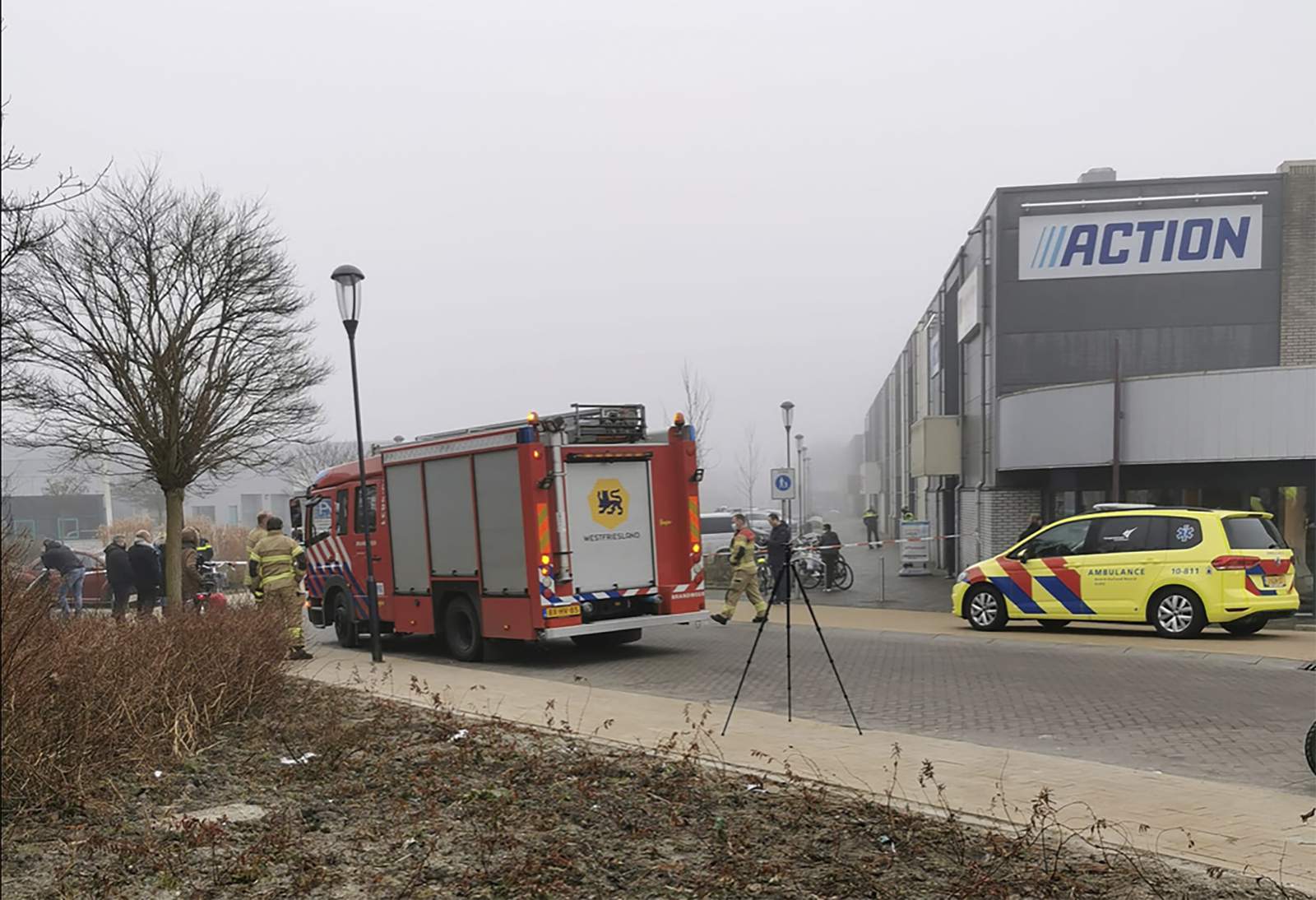 Health minister condemns blast at Dutch virus test center
