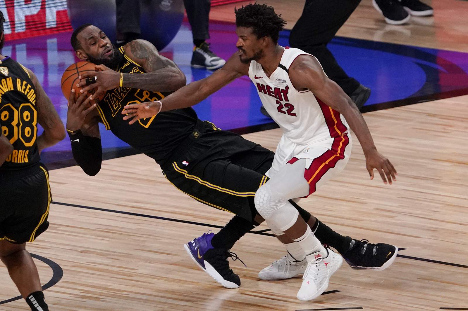 Heat force Game 6, top Lakers to stave off elimination