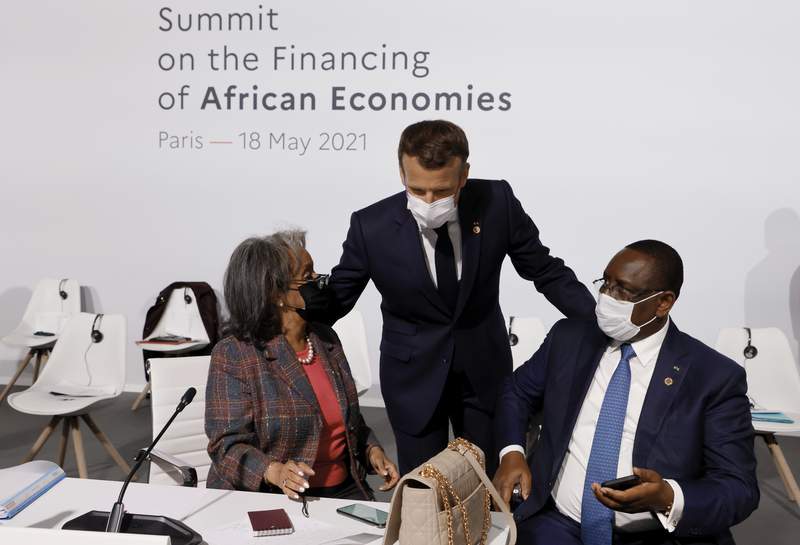 Leaders agree in Paris on helping African economies revive