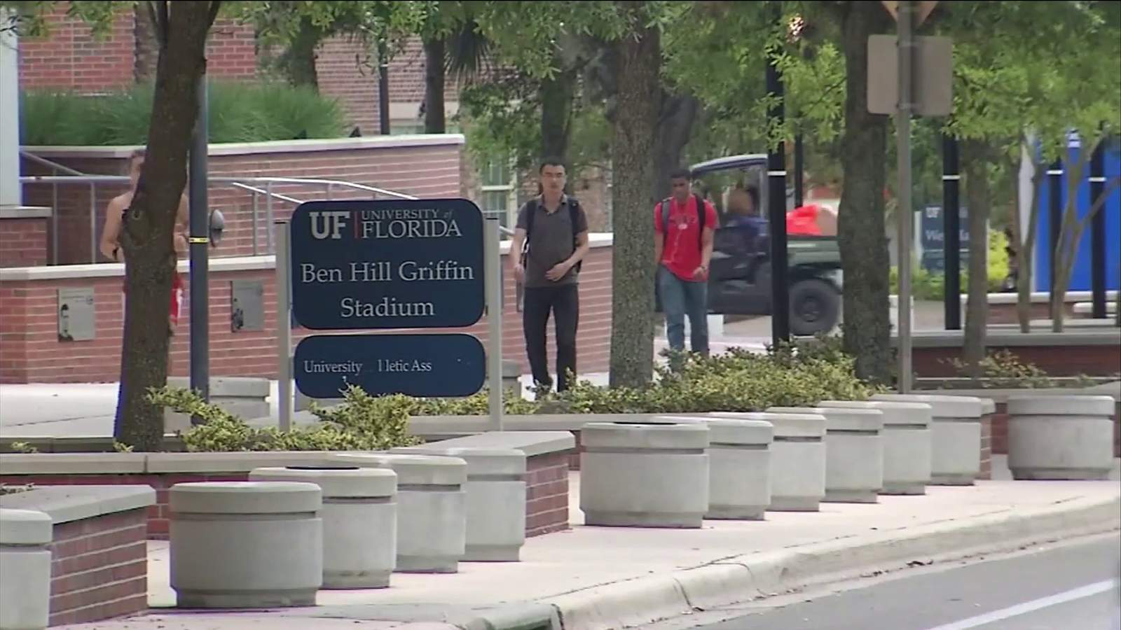 Florida rescinds admissions to student who said she was a racist