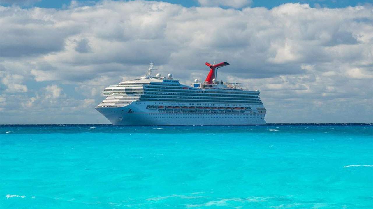 Carnival cruise line extends suspension amid coronavirus outbreak