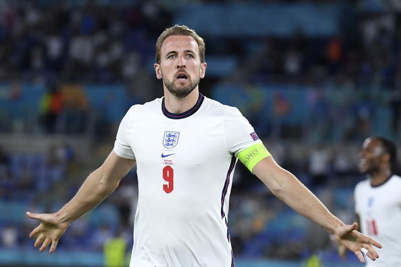 Kane carries England past Ukraine, into Euro 2020 semifinals