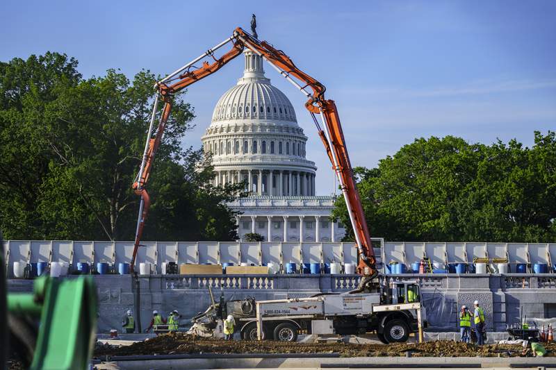 Infrastructure deal slips, GOP pans $1.7T White House offer
