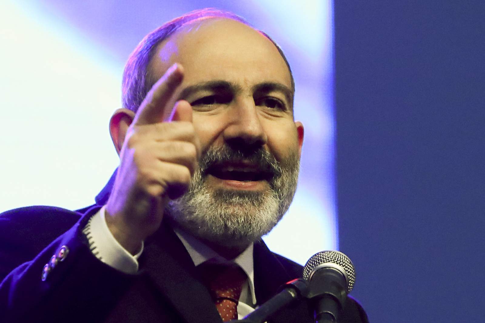 Armenian leader scores political point in spat with military