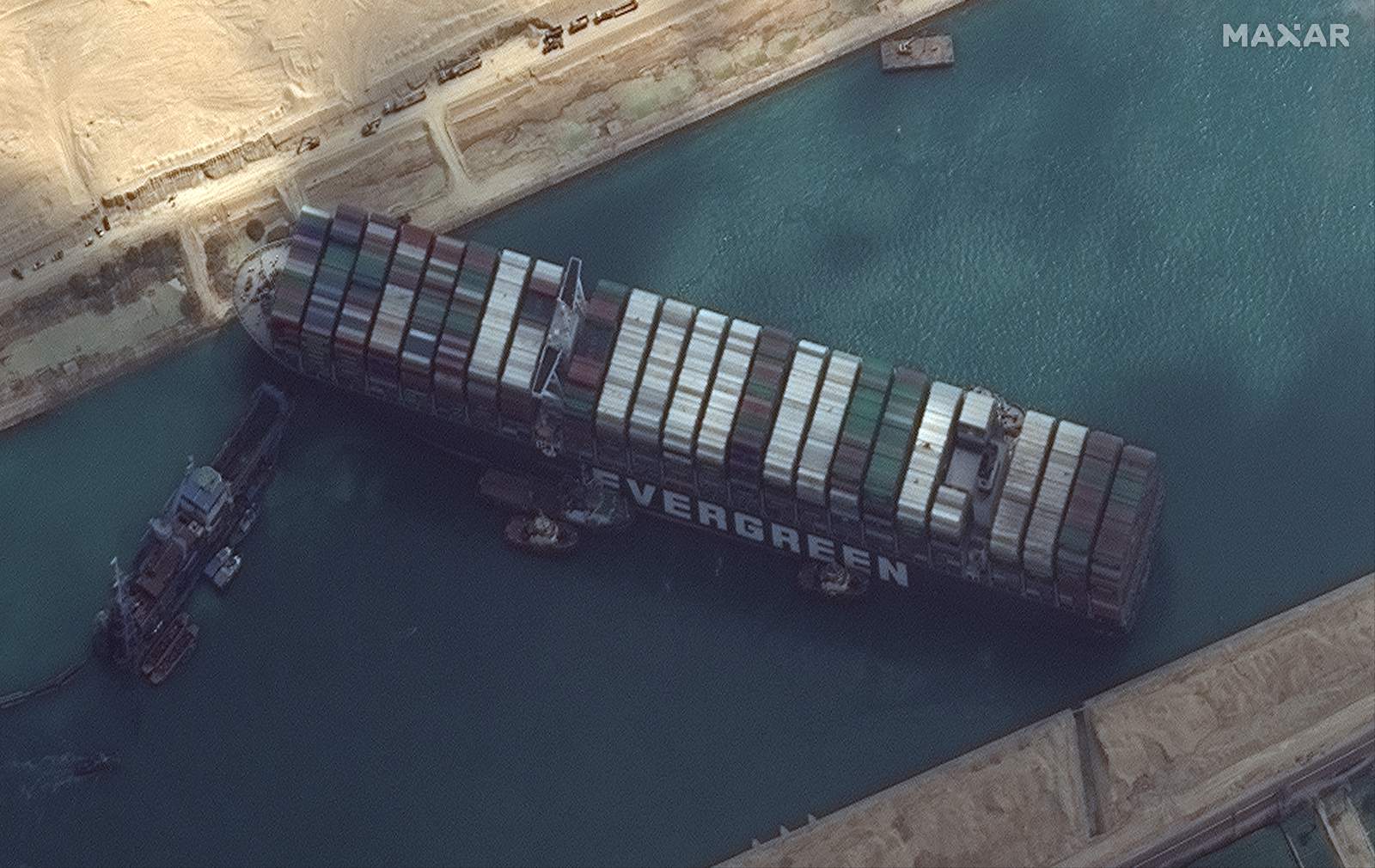 Giant container ship that blocked Suez Canal set free and moving