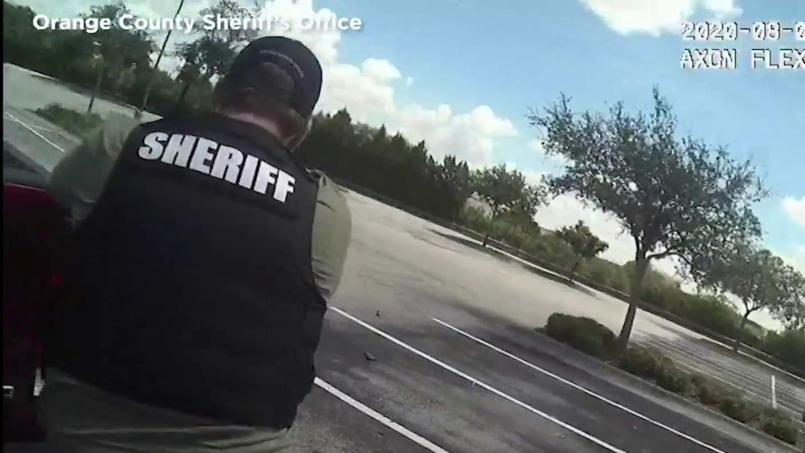 Body camera video shows deputy shooting man in back at Florida Mall