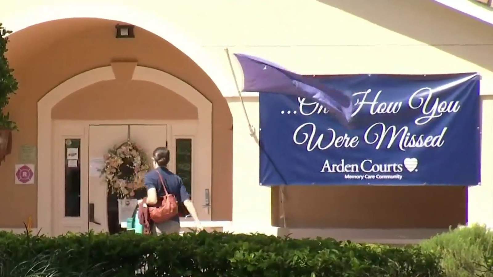 Florida rescinds nursing home visitation orders