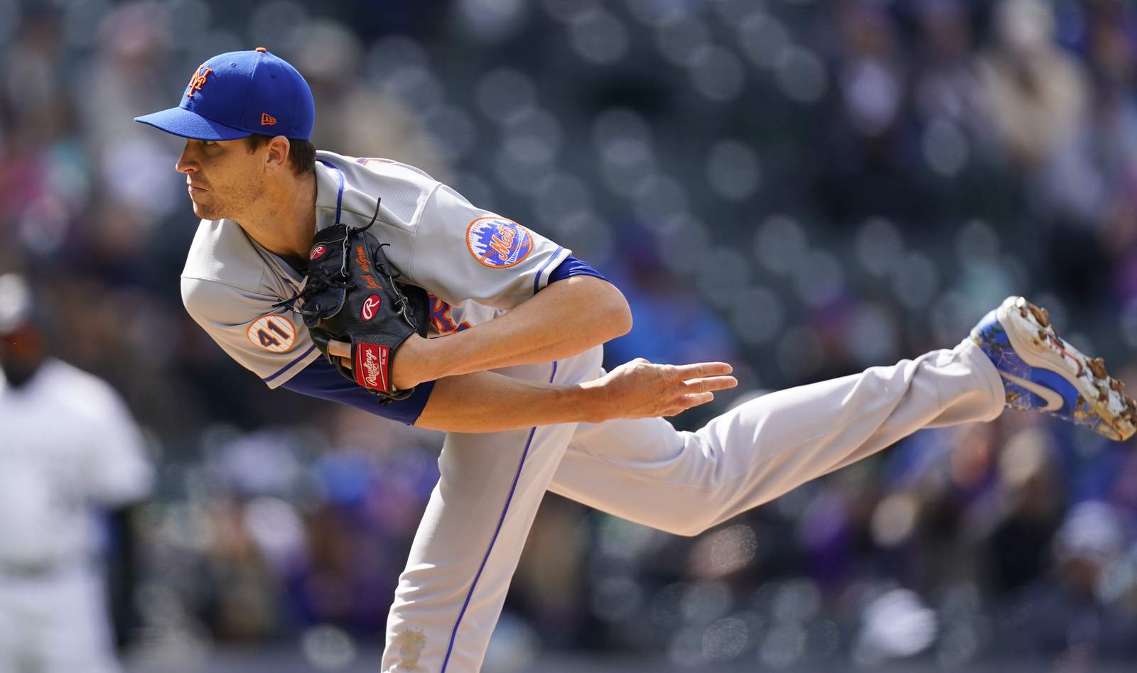 Mets' deGrom strikes out 9 in row, 1 shy of Seaver's record