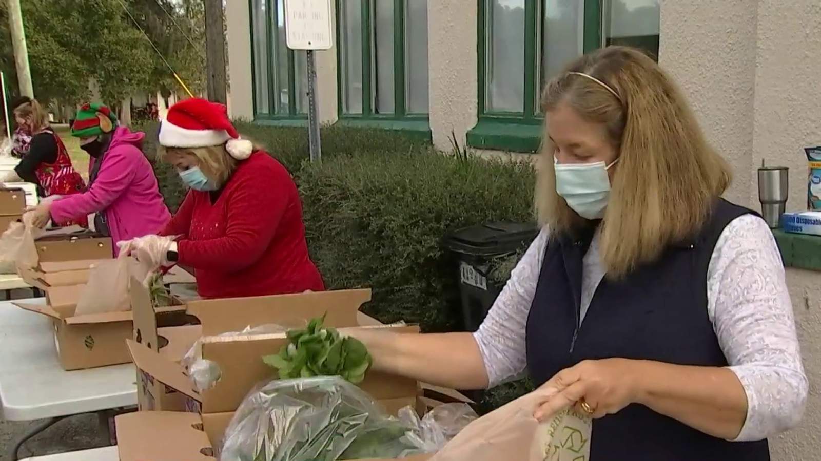 Pop-up food bank serves Chuluota area with fresh vegetables