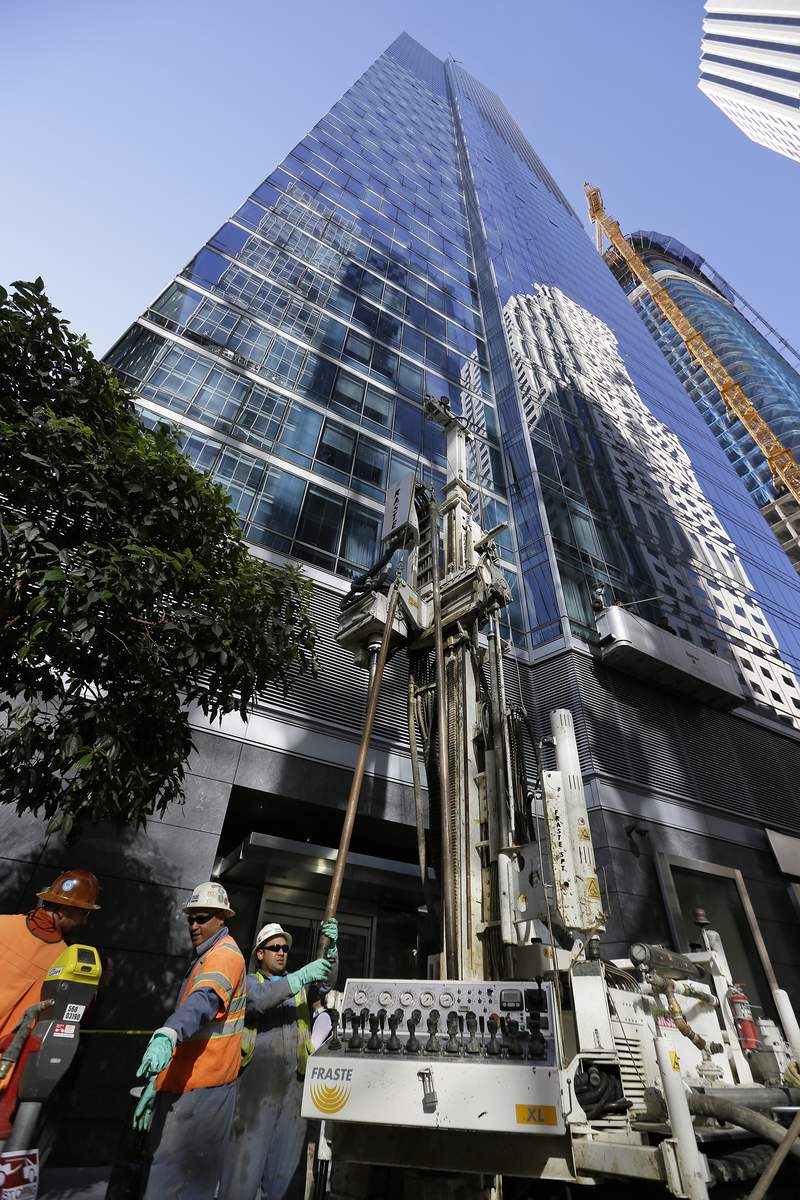 New sinking in tilting San Francisco high-rise halts repair
