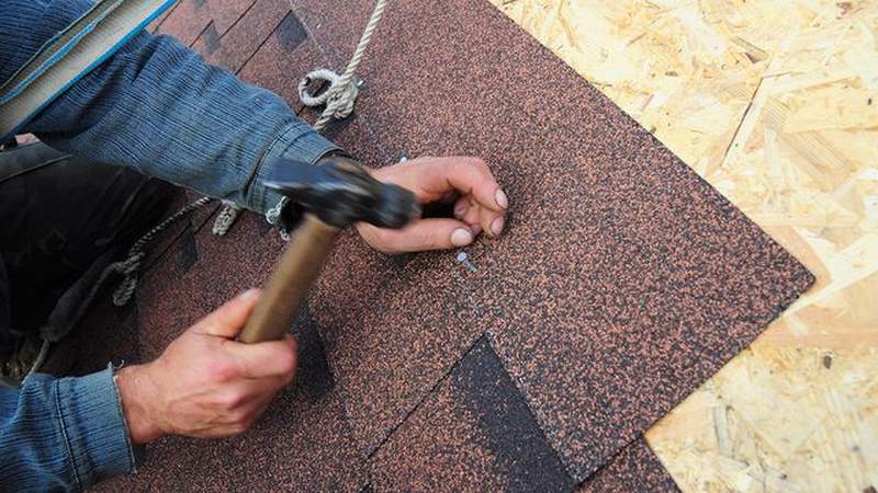 Here’s how to prepare your roof for a hurricane