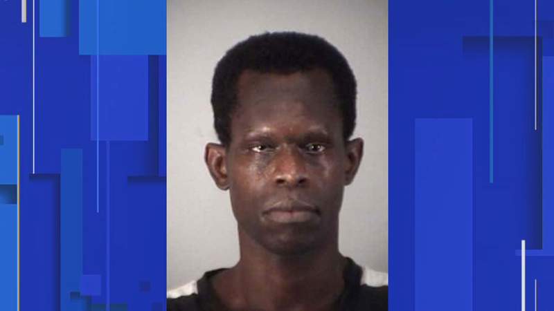 Man released from prison 2 weeks ago accused of robbing 85-year-old at knifepoint