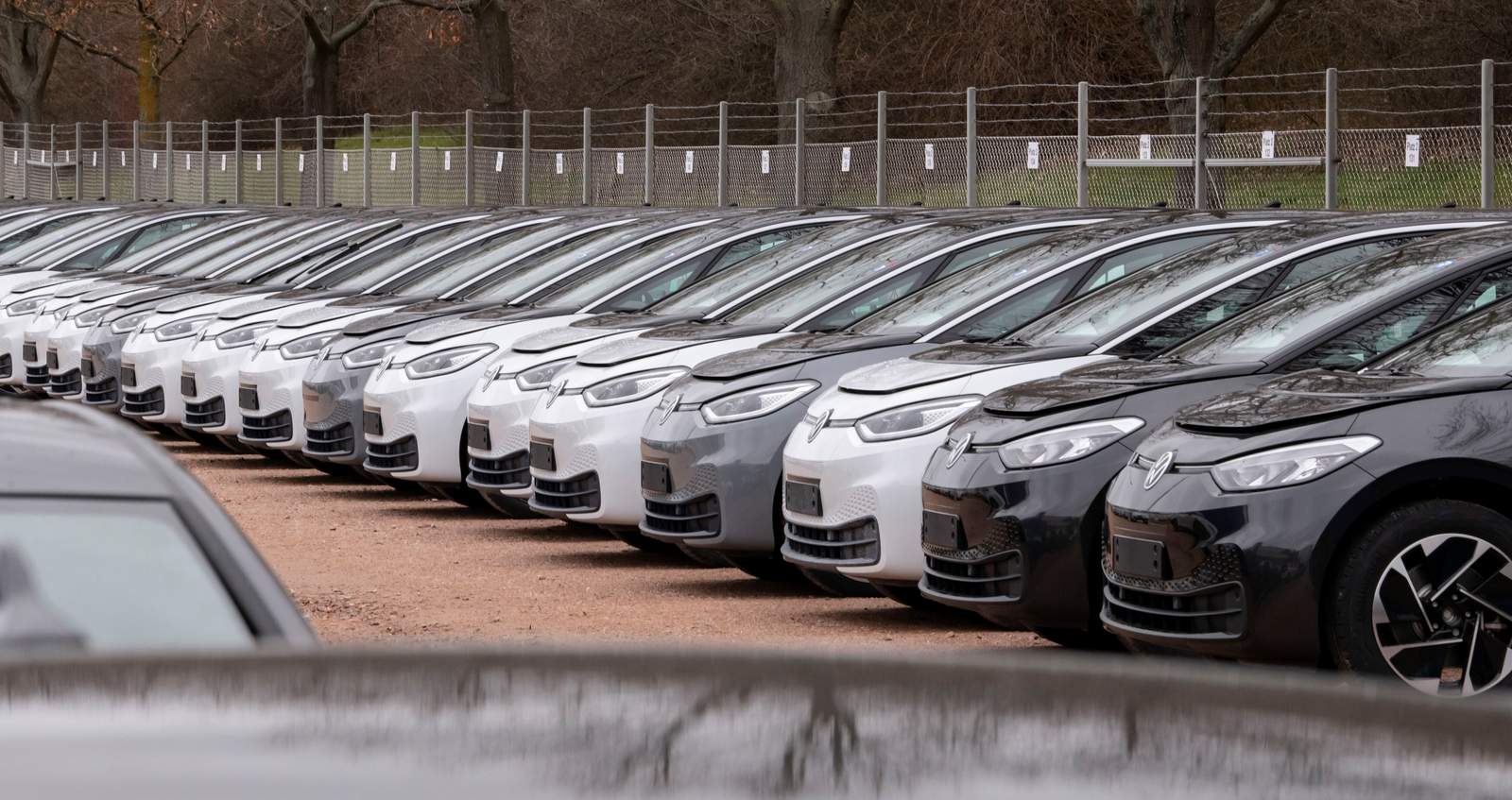 Volkswagen weathers pandemic with $10.7 billion profit