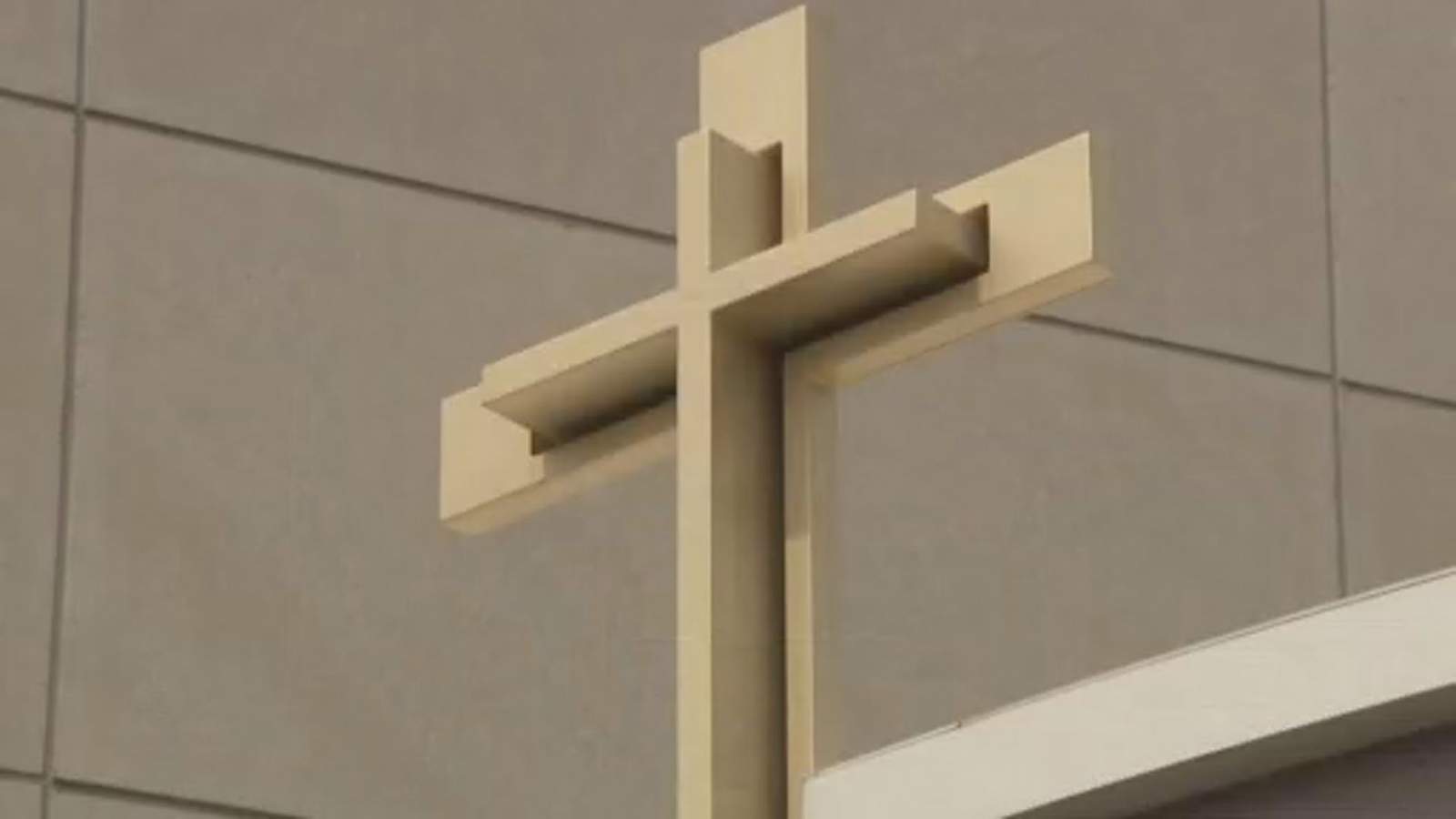 Churches prepare to hold Easter Sunday services in very nontraditional ways