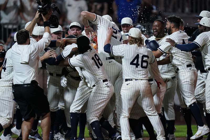 Anderson HR for Chisox, walkoff end in Field of Dreams game