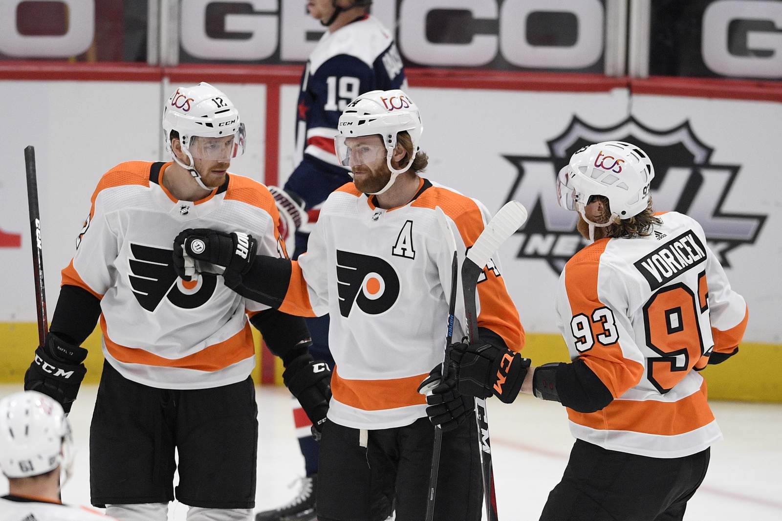 The Latest: NHL postpones its 34th game - Flyers-Capitals