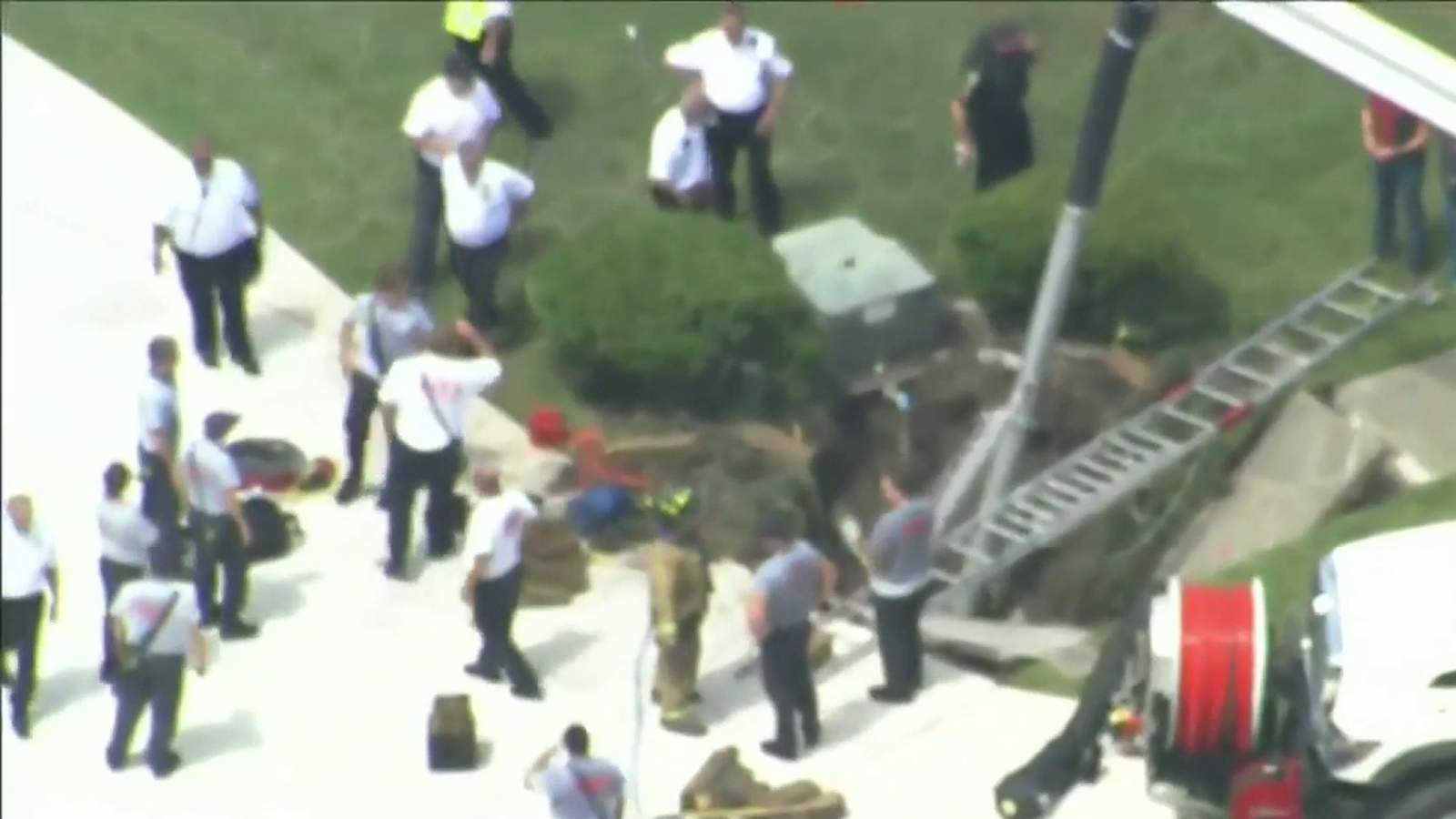 Sidewalk collapse kills Seminole worker; firefighters injured during rescue attempt