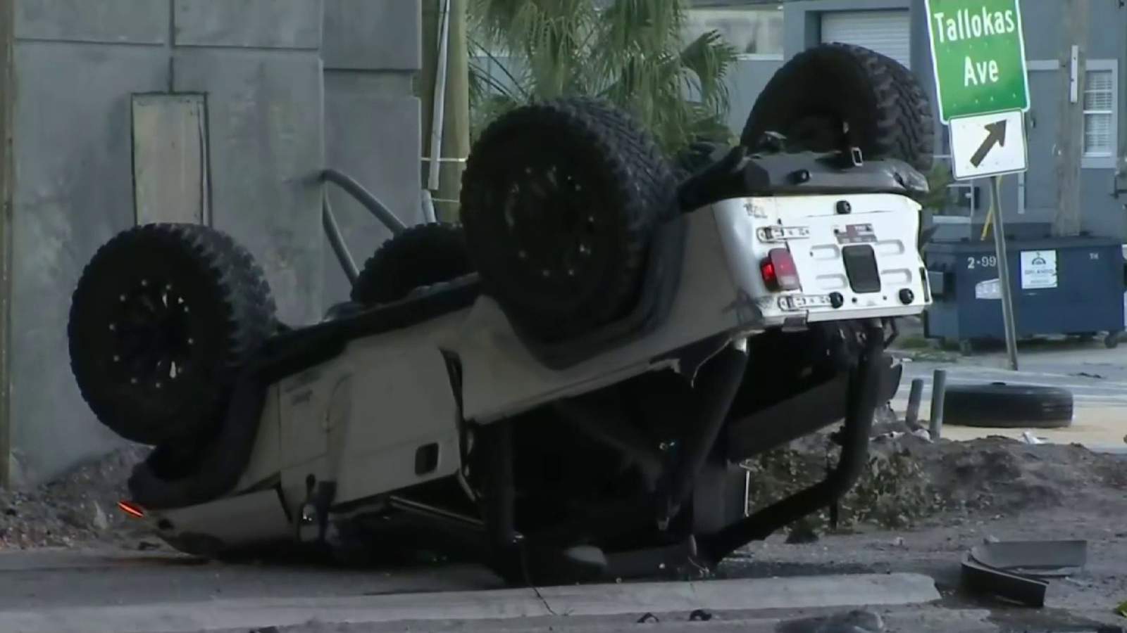 Video shows SUV dropping from I-4 and crashing on Kaley Street near downtown Orlando
