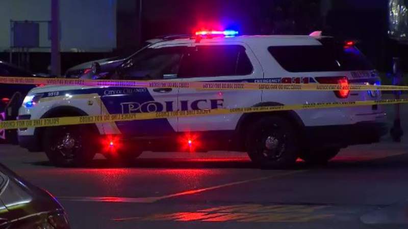 Juvenile dies overnight after shooting at Orlando gas station, police say