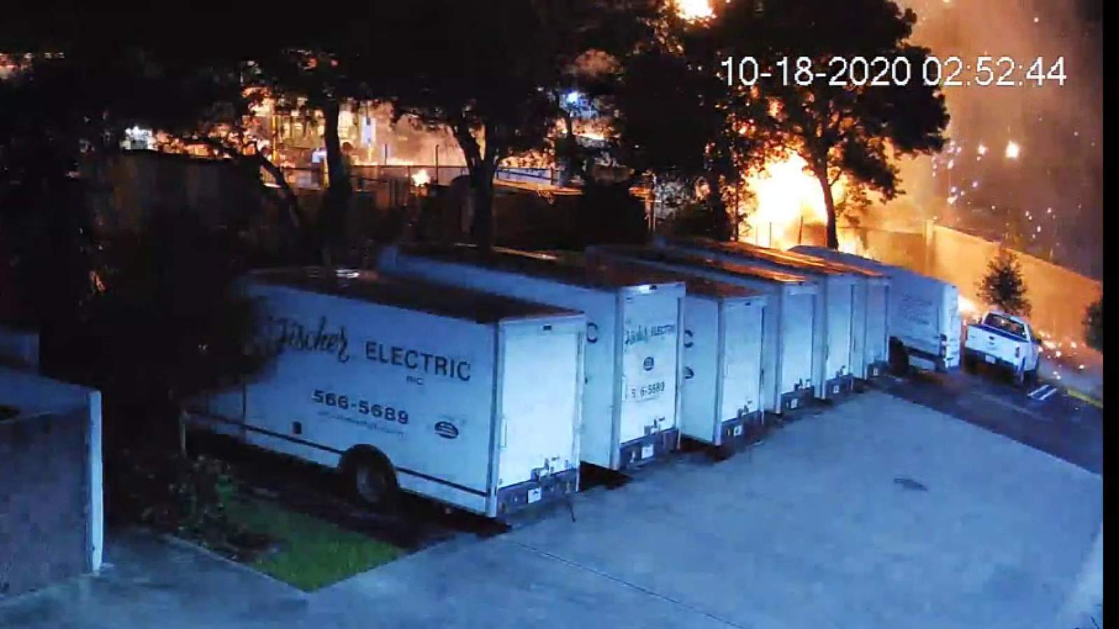 Video shows Florida man wearing garbage bags torch Waste Pro trucks, building