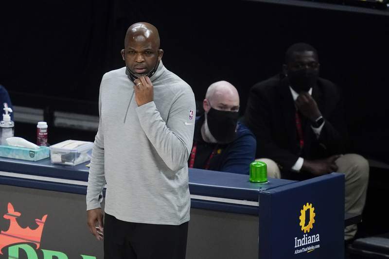 McMillan fined $25,000 for saying NBA favors Knicks' success