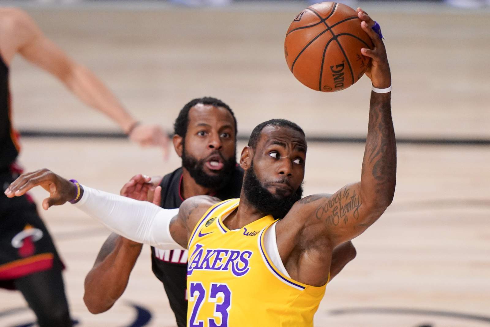 Agent: LeBron inks 2-year, $85 million extension with Lakers