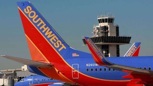 Ex-Southwest Airlines pilot sentenced for lewd act on Florida flight