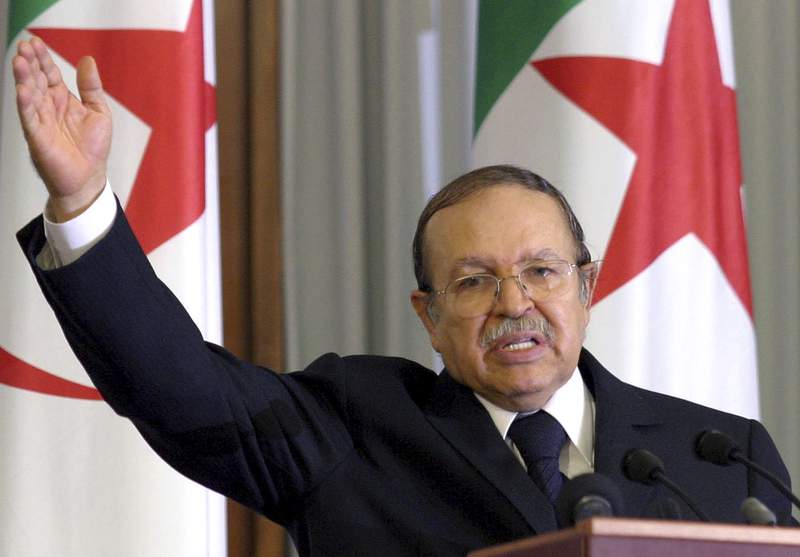 Algeria gives disgraced ex-leader Bouteflika 3-days mourning