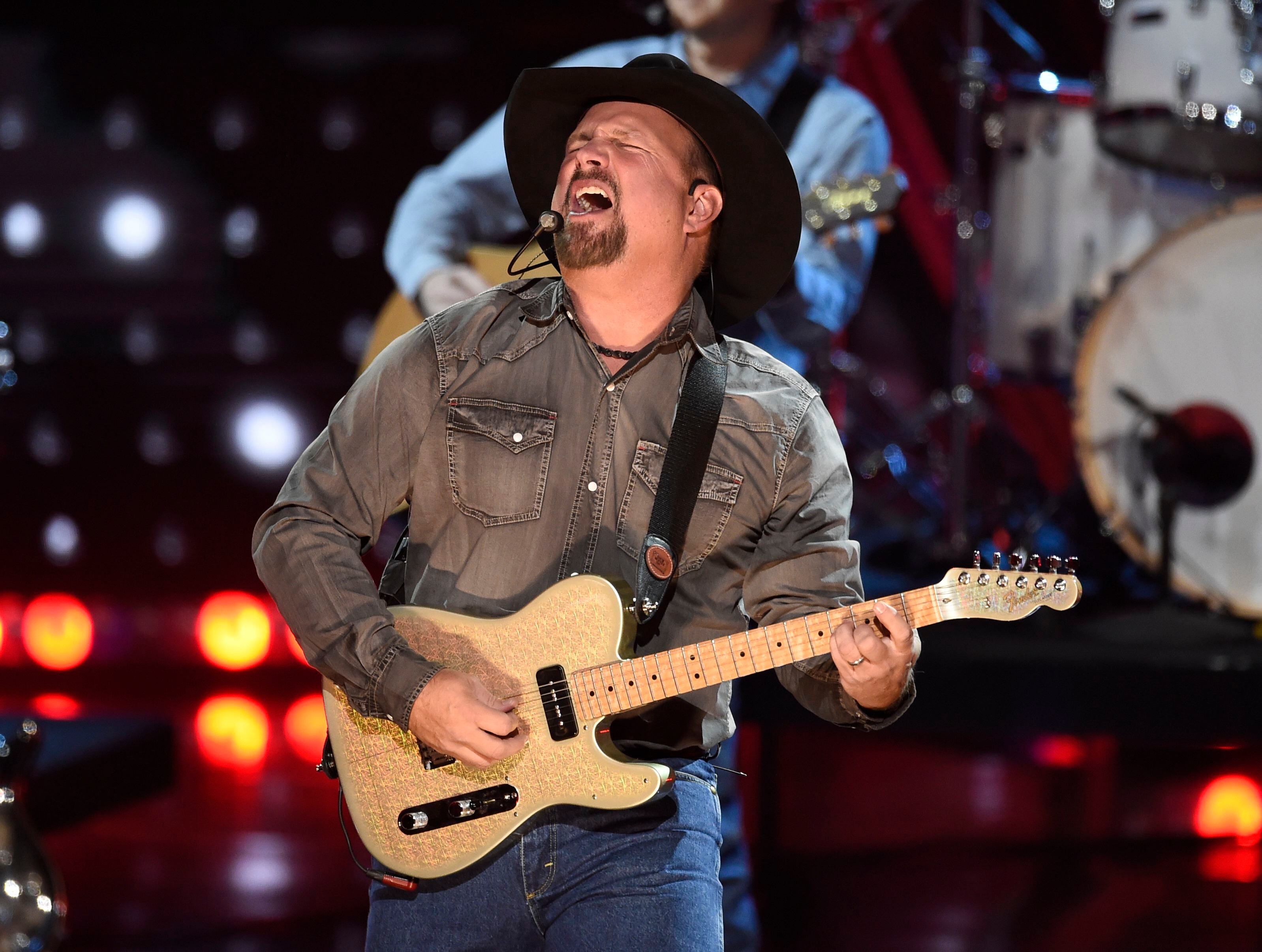 🔓Here’s your chance to win Garth Brooks concert tickets