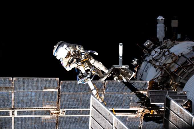 Smoke alarms sound at International Space Station
