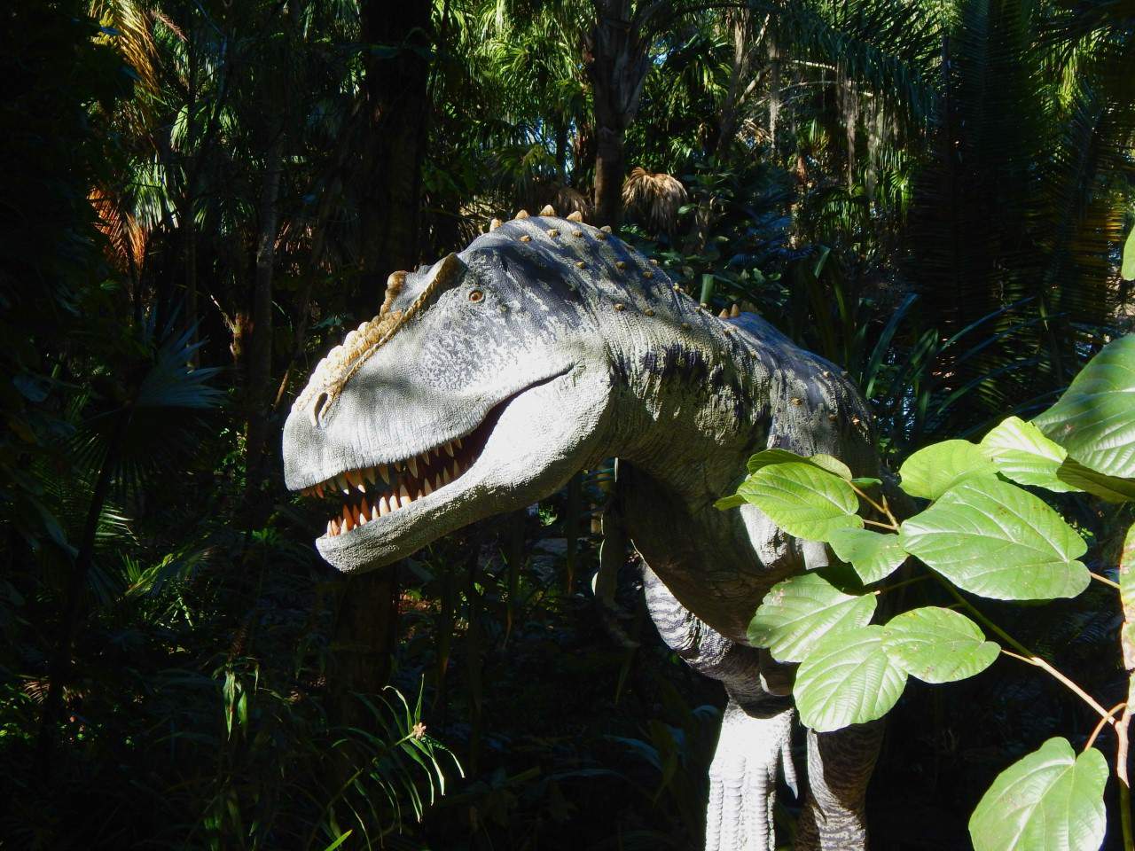 ‘Dinosaur Invasion’ returning to Orlando’s Leu Gardens