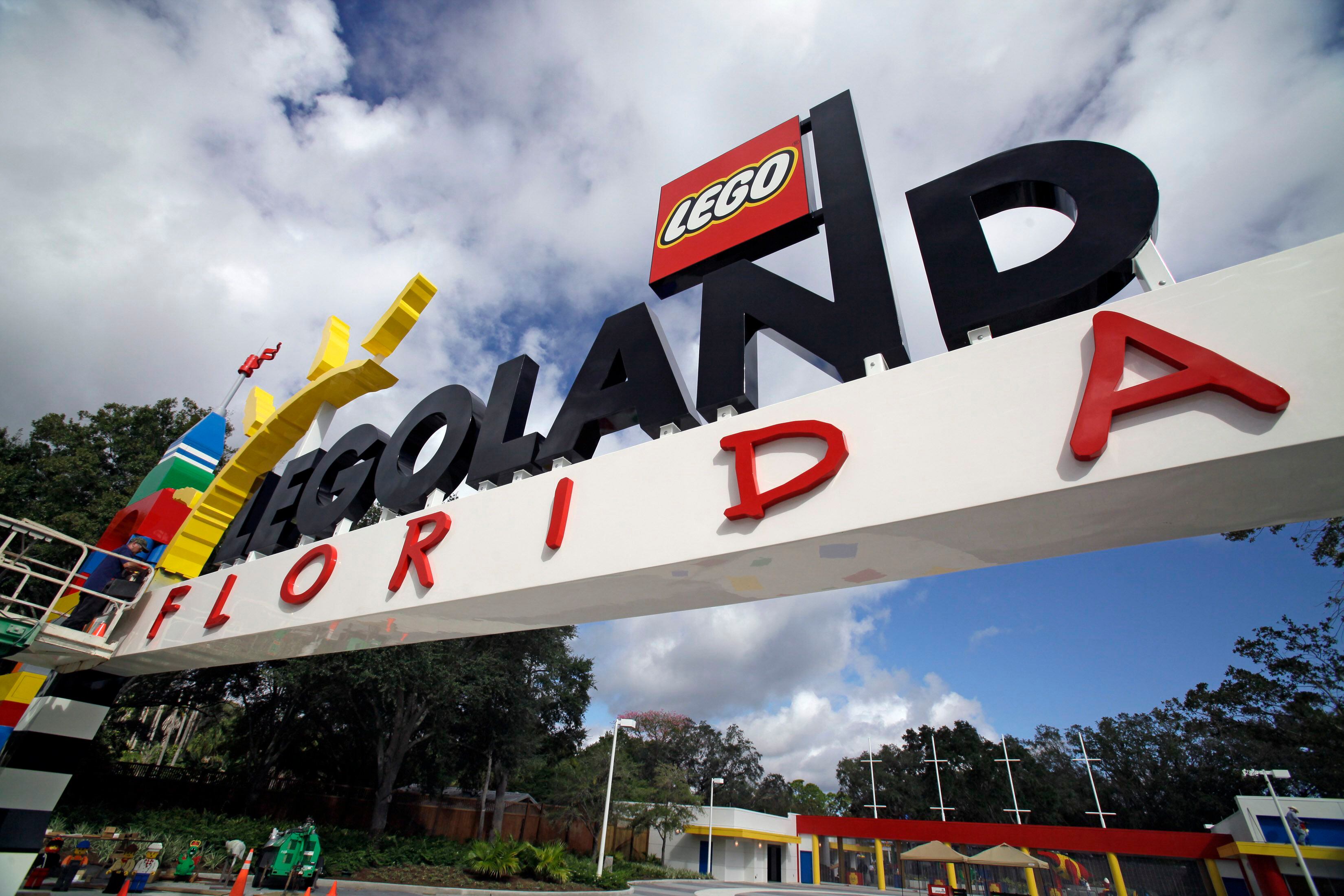 Legoland Florida donating $20 from every ticket to Hurricane Ian relief efforts