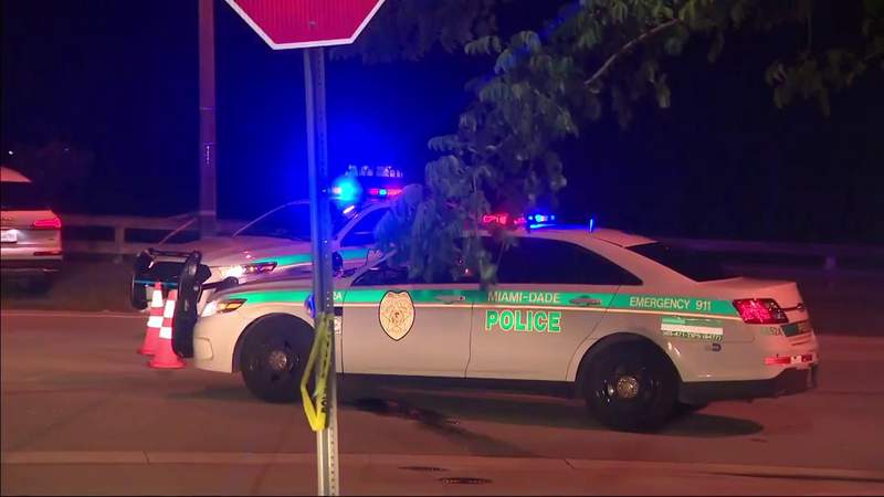 Boyfriend kills woman, teen, wounds 3 others in South Florida shooting, police say