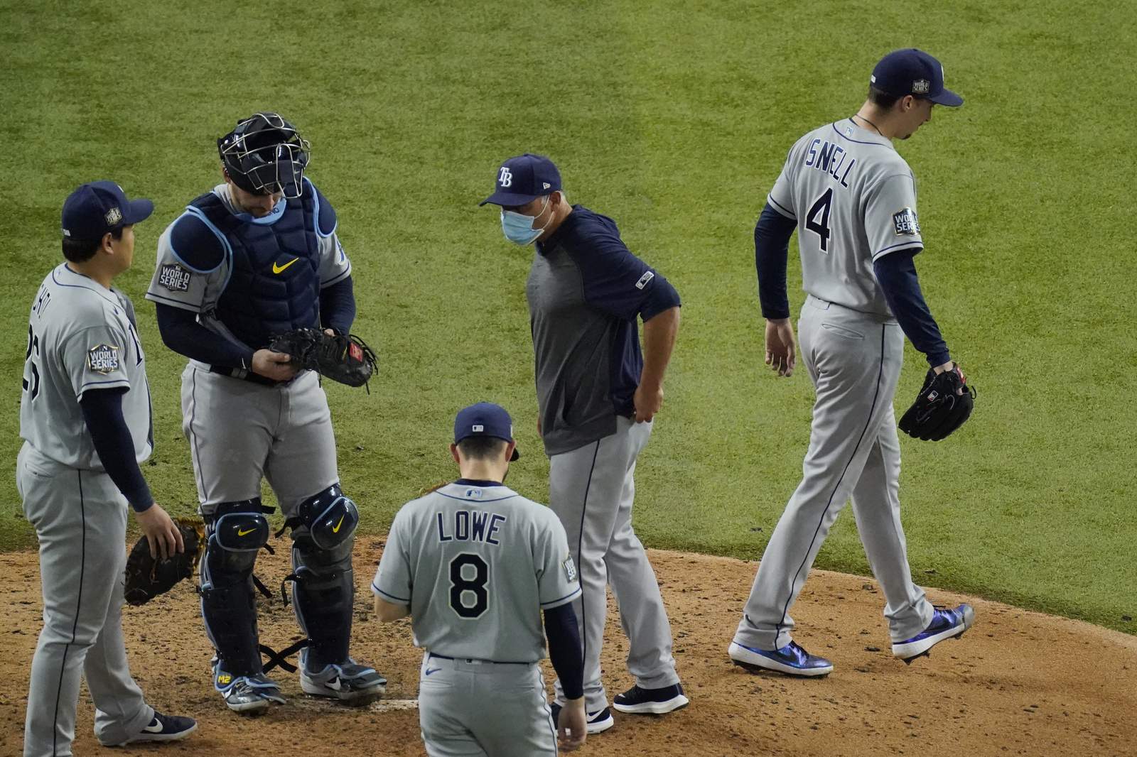 Cashed Out: Rays manager roasted for pulling Snell in Game 6