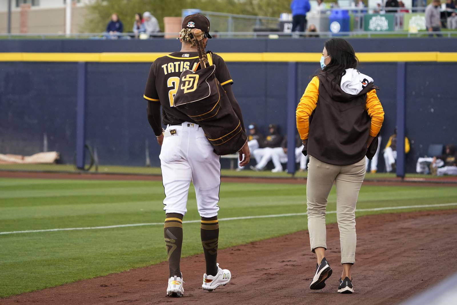 Padres star Tatis feels better, expected back in lineup soon