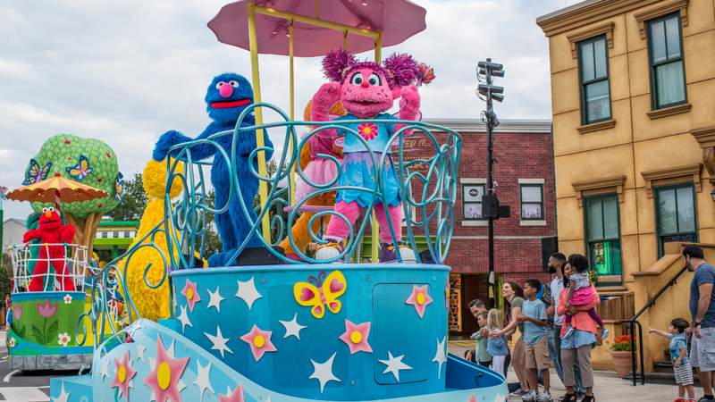 Sesame Street Parade returning to SeaWorld Orlando