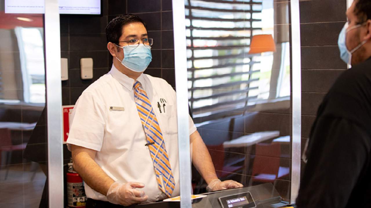 McDonald’s to require face masks in its restaurants