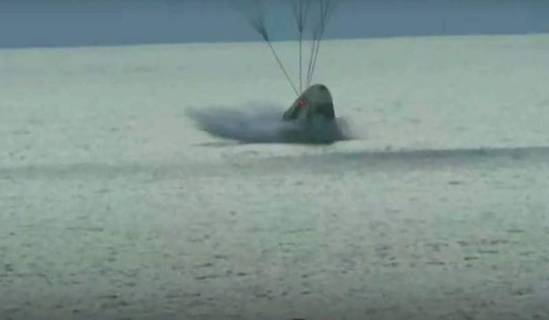 Inspiration4 crew returns to Earth in splashdown off Florida coast
