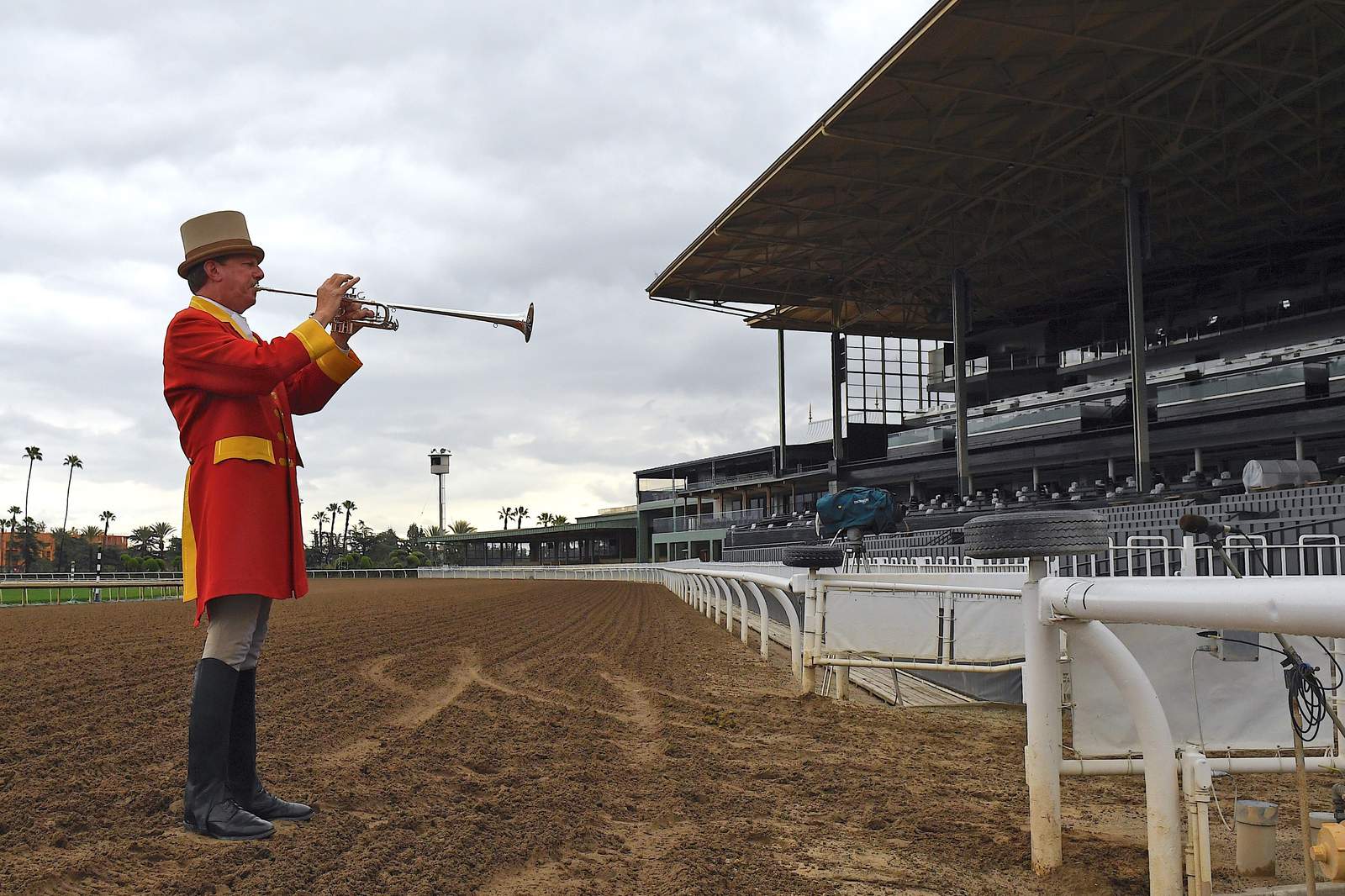 Santa Anita Ends Live Racing Because Of Coronavirus
