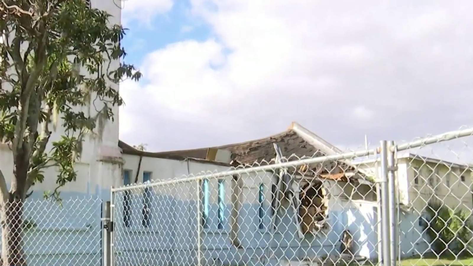 Evaluation of historic Orlando church’s collapsed roof could cost $17,000, contractors say